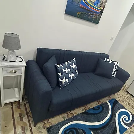 Coral Reef Charming By The Three Old Cities Cospicua