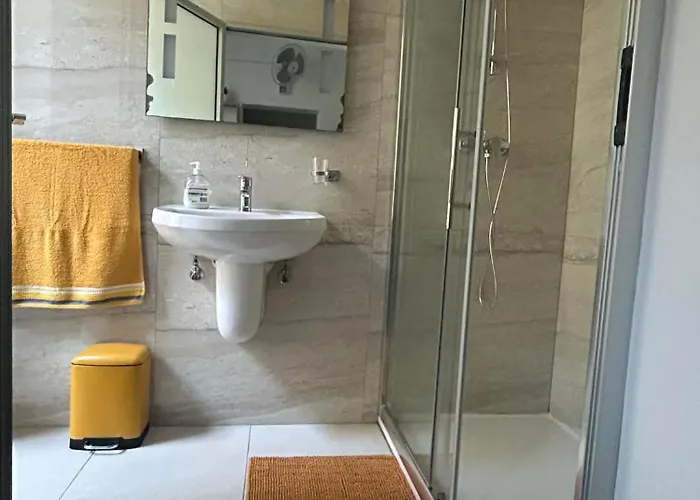 Coral Reef Charming By The Three Old Cities Cospicua